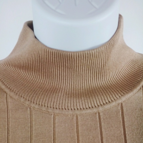 Classiques Entier silk cream colored M sweater - Picture 5 of 8
